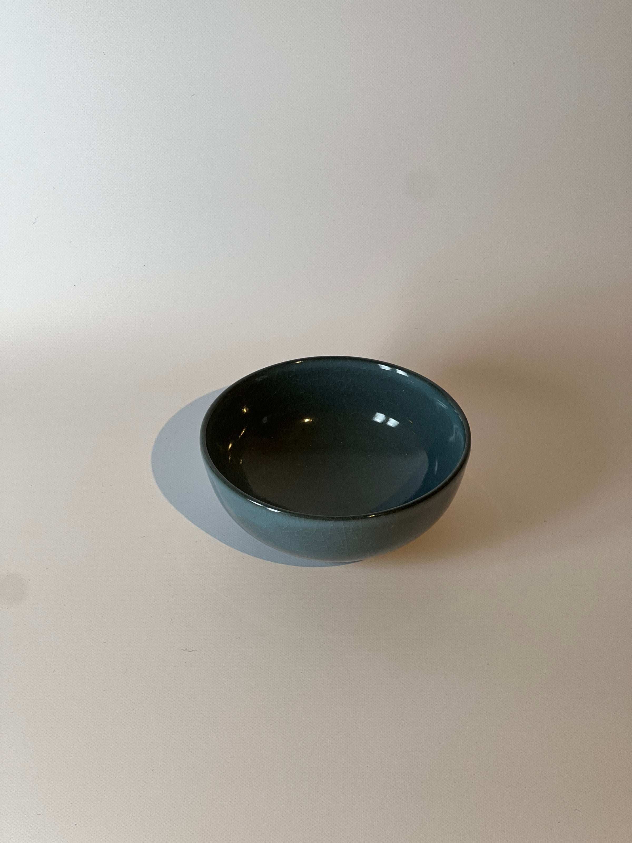 戸島ヒロミ としまひろみ | EGO STORE ー器とフレグランスと郷土玩具ー